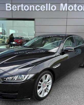 JAGUAR XE 2.0 D Turbo 180CV aut. Prestige Busine
