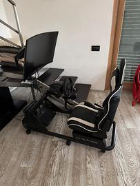 simulatore logitech + monitor + postazione