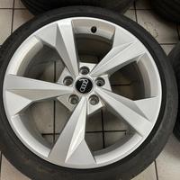 Cerchi in lega 18 originali Audi A3 8y s-line con 