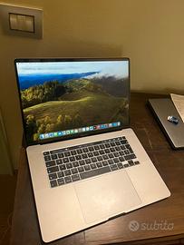 Macbook Pro 16” (2019)