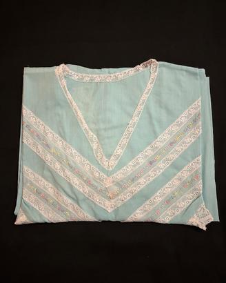 Camicia da notte celeste in cotone con decorazioni