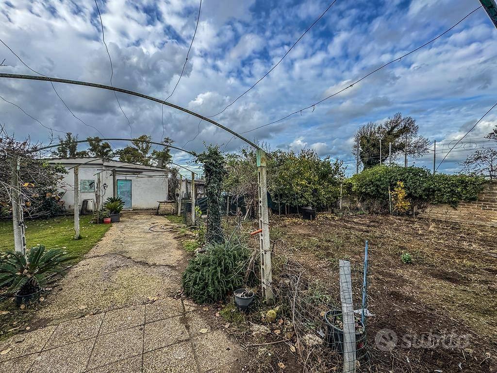 Terreno di 1000 m² a Roma - Vista 4