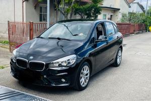 BMW 216d Active Tourer Advanced Cambio Automatico