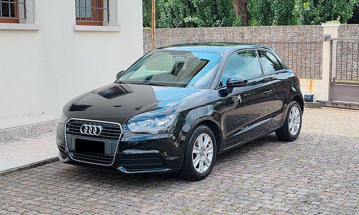 Audi A1 1.2 FSI Attraction 2013 Ok Neopatentati