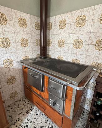Stufa economica a legna