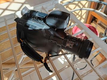 videocamera Philips anno 1993 con borsa