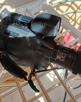 videocamera Philips anno 1993 con borsa