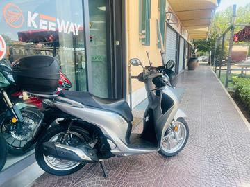 HONDA SH 150 TUTTO INCLUSO ANCHE PASSAGGIO! MINI