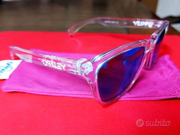Occhiali da sole Oakley Frogskins 9013-H755 Polari