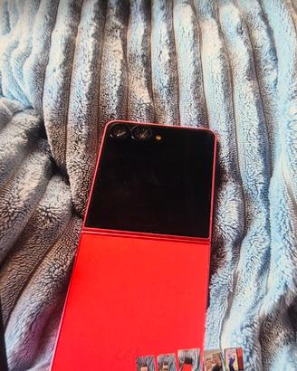 telefono z flip  7