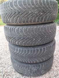 Pneumatici invernali completi