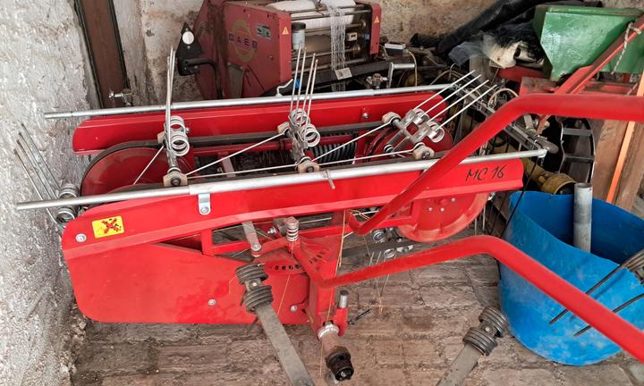 Ranghinatore per fieno