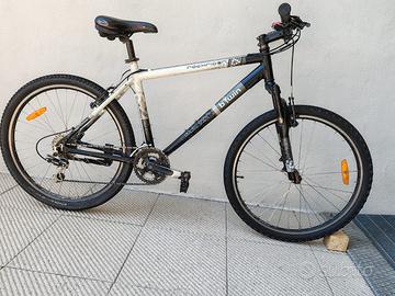 Bicicletta Uomo Rockrider cambi shimano 26 pollici