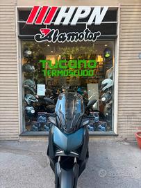 Yamaha X-Max 300 TECH MAX