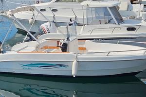 BARCA  6M CON MOTERE