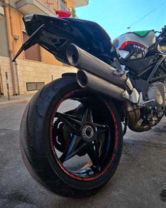 MV Agusta Brutale 910