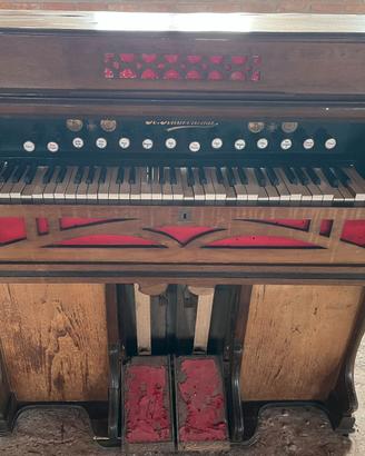 Organo a pedali vintage - primi '900