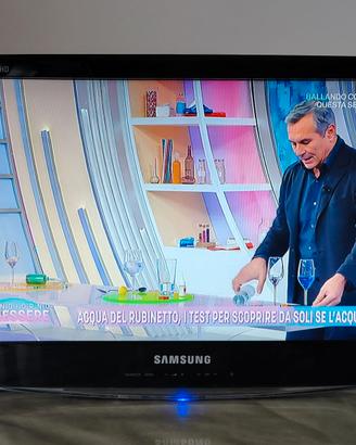 Tv Samsung 19 pollici decoder DVB-T incorporato