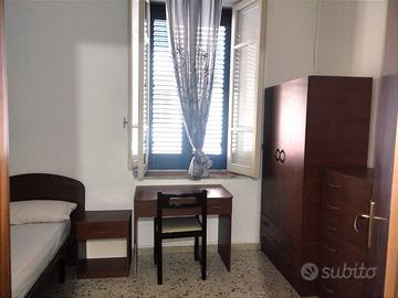 Camera a studenti universitario