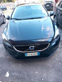 volvo v40  2.0 diesel  2016 euro 6b
