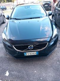 volvo v40  2.0 diesel  2016 euro 6b