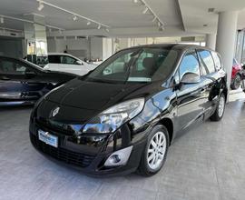 RENAULT Scenic 1.9 dCi 130CV Dynamique