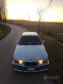 BMW M3 320i