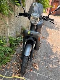 Askoll eS3 - 2022 - BLACK TITANIUM LIME