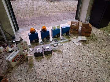 2 kit completi  per cancelli scorrevoli GIBIDI 