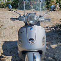 Vespa 250 GTS