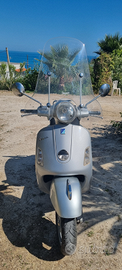 Vespa 250 GTS