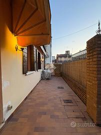 PORZIONE DI BIFAMILIARE A VENEZIA