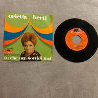 Vinile 45 giri Orietta Berti Tu Che Non SorridiMai