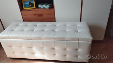 Cassapanca bianca morbida in finta pelle