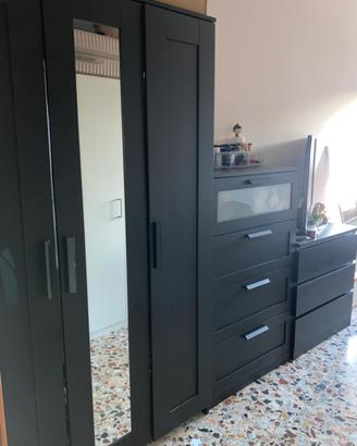 Armadio Ikea 3 ante con specchio