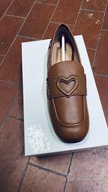 Mocassini Love Moschino Pelle Marrone Cuoio
