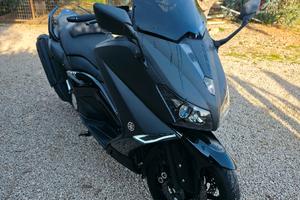 YAMAHA T MAX 530 2013
