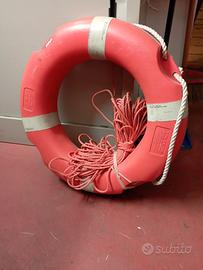 Salvagente con cima.