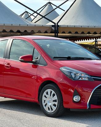 TOYOTA Yaris 1.4 D-4D 5 porte Active