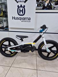 BICI ELETTRICA HUSQVARNA 16