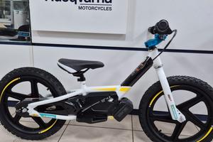BICI ELETTRICA HUSQVARNA 16