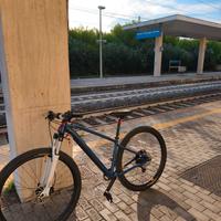 Bicicletta Mountain bike rock rider Explorer 520