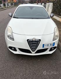 Alfa Romeo Giulietta anno 2013 modello “Veloce”