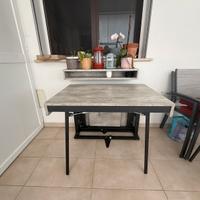 Tavolo consolle ripiegabile e allungabile