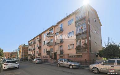 QUADRILOCALE AL SECONDO PIANO IN ZONA CAPPUCCINI -