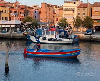 Mototopo in legno e vtr con posto barca per 1 anno