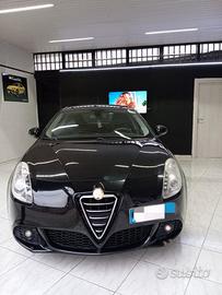 Alfa Romeo Giulietta 1.4 ben/gpl 2012 CON GARANZIA