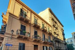 LUMINOSO E RIFINITO BILOCALE ARREDATO - VIA ROMA