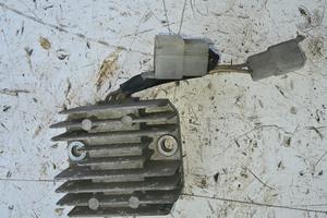 regolatore di tensione yamaha xt 550