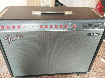 Fender ampli THE TWIN combo 2X12"  100W  red knobs